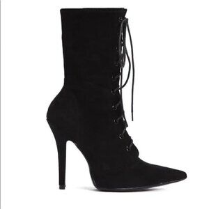 Fashion Nova 😍😍😍😍 Black Tried Bootie